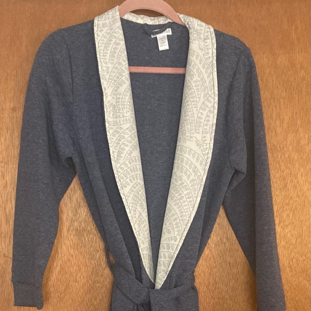 Women's Blue Robe with White Trim. NWOT